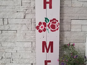 vintage drevená tabuľa nápis Home - pred dvere, na terasu, dekorácia na schodište