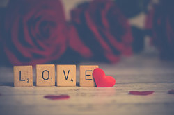Darček na Valentína? Vneste do vášho domova romantiku a vášeň prostredníctvom obrazov!