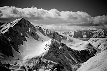 Čiernobiela Fototapeta Francúzske Alpy 330 - samolepiaca